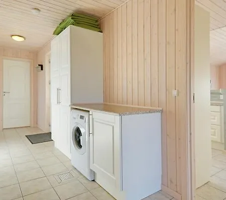 Casa de Férias Three-bedroom Holiday In Tarm 7 Hemmet